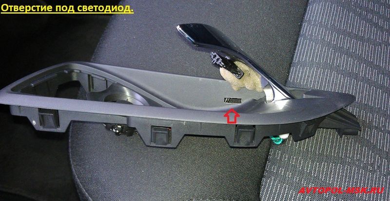 Подсветка дверных внутренних ручек – фото отчет