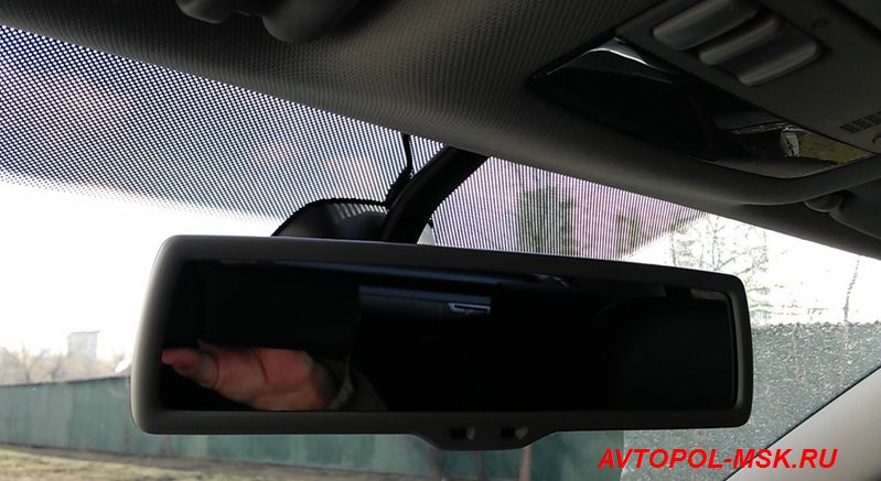 Не работает авто затемнение зеркала заднего вида - что проверить