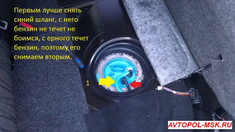 Чистим сеточку  в НЕ разборном бензонасосе Шкоды Октавия А5