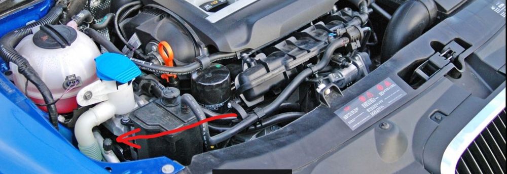 Что за гул на видео Skoda Octavia A5 1,6 BSE