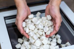 Удаление налёта со стекла люка: простые приёмы для чистоты и прозрачности